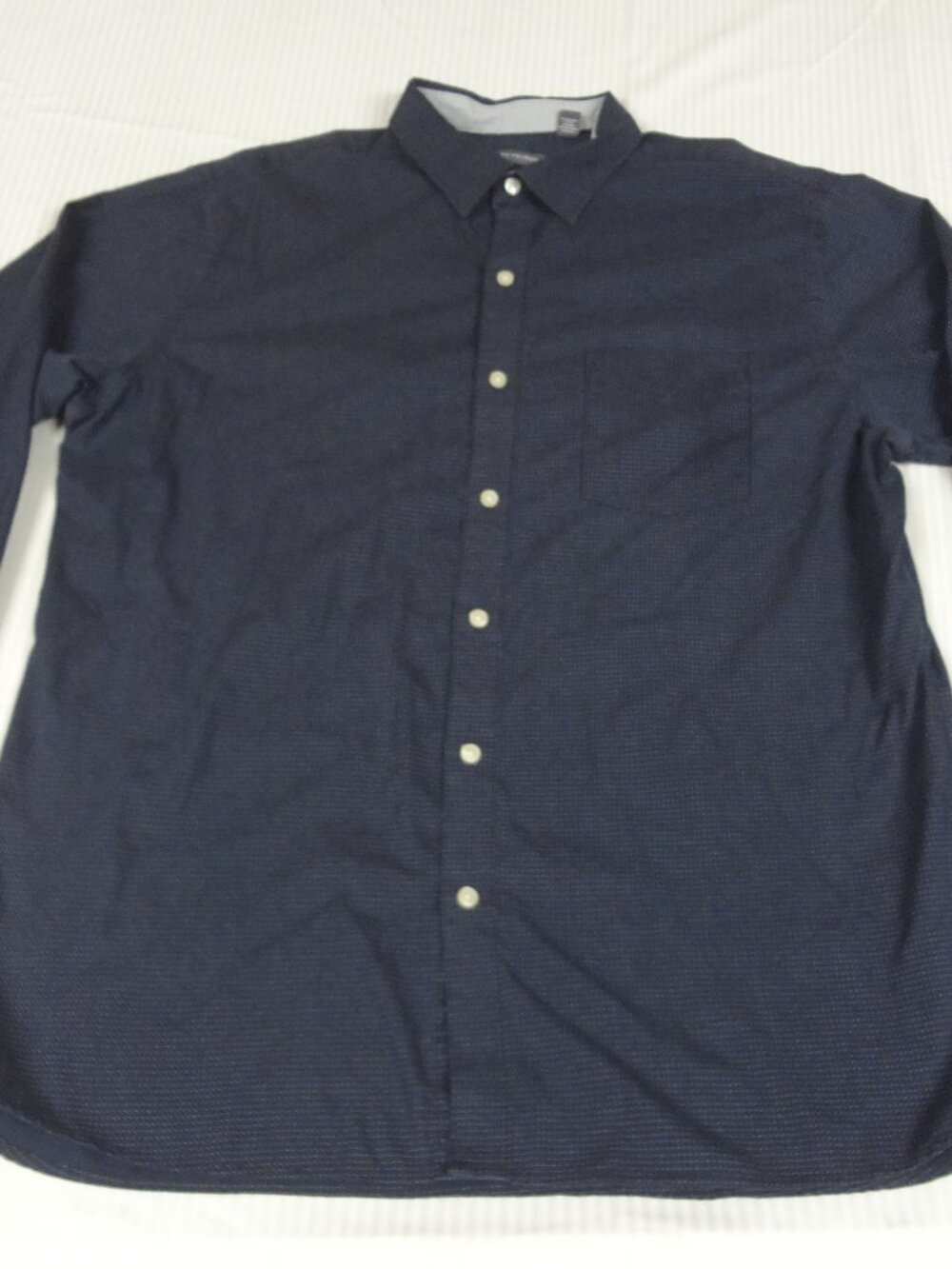 VAN HEUSEN ORIGINALS MENS XL CLASSIC FIT LONG SLEEVE MICRO DOT SHIRT NAVY M44